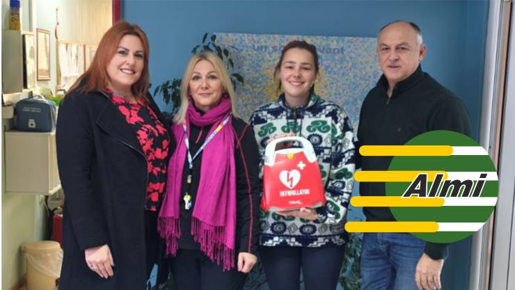 Δωρεά απινιδωτή της ΑΛΜΗ Α.Β.Ε.Ε. στο Γυμνάσιο Πλατέος