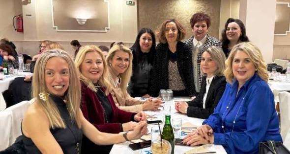 &Epsilon;&pi;&iota;&tau;&upsilon;&chi;&eta;&mu;έ&nu;&eta; &Kappa;&omicron;&pi;ή &Beta;&alpha;&sigma;&iota;&lambda;ό&pi;&iota;&tau;&alpha;&sigmaf; &alpha;&pi;ό &tau;&eta; &Phi;&iota;&lambda;ό&pi;&tau;&omega;&chi;&omicron; &Alpha;&lambda;&epsilon;&xi;ά&nu;&delta;&rho;&epsilon;&iota;&alpha;&sigmaf; &kappa;&alpha;&iota; &gamma;&lambda;έ&nu;&tau;&iota; &gamma;&iota;&alpha; &kappa;&alpha;&lambda;ό &sigma;&kappa;&omicron;&pi;ό!