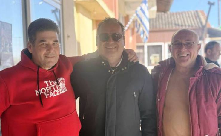 &Gamma;&omicron;&upsilon;&rho;&omicron;&upsilon;&nu;&omicron;&chi;&alpha;&rho;ά &sigma;&tau;&omicron; &Kappa;&alpha;&mu;&pi;&omicron;&chi;ώ&rho;&iota; &alpha;&pi;ό &tau;&eta;&nu; &Kappa;&omicron;&iota;&nu;ό&tau;&eta;&tau;&alpha; &kappa;&alpha;&iota; &tau;&omicron;&nu; &Sigma;ύ&lambda;&lambda;&omicron;&gamma;&omicron; &Alpha;&iota;&mu;&omicron;&delta;&omicron;&tau;ώ&nu;