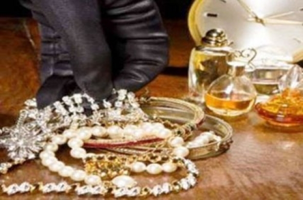 &Epsilon;&xi;&iota;&chi;&nu;&iota;ά&sigma;&theta;&eta;&kappa;&alpha;&nu; &kappa;&lambda;&omicron;&pi;έ&sigmaf; &chi;&rho;&upsilon;&sigma;&alpha;&phi;&iota;&kappa;ώ&nu; &kappa;&alpha;&iota; &kappa;&omicron;&sigma;&mu;&eta;&mu;ά&tau;&omega;&nu; &alpha;&pi;ό &alpha;&nu;&upsilon;&pi;&omicron;&psi;ί&alpha;&sigma;&tau;&epsilon;&sigmaf; &gamma;&upsilon;&nu;&alpha;ί&kappa;&epsilon;&sigmaf; &sigma;&epsilon; &delta;&iota;ά&phi;&omicron;&rho;&epsilon;&sigmaf; &pi;&epsilon;&rho;&iota;&omicron;&chi;έ&sigmaf; &tau;&eta;&sigmaf; &Eta;&mu;&alpha;&theta;ί&alpha;&sigmaf;