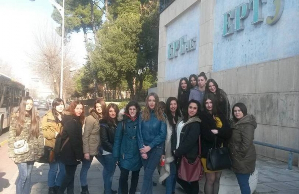 &Epsilon;&kappa;&pi;&alpha;&iota;&delta;&epsilon;&upsilon;&tau;&iota;&kappa;ή &Epsilon;&kappa;&delta;&rho;&omicron;&mu;ή &sigma;&tau;&eta;&nu; &Epsilon;&Rho;&Tau; 3 &pi;&rho;&alpha;&gamma;&mu;&alpha;&tau;&omicron;&pi;&omicron;ί&eta;&sigma;&epsilon; &eta; &Beta;΄ &tau;ά&xi;&eta; &tau;&eta;&sigmaf; &Alpha;&iota;&sigma;&theta;&eta;&tau;&iota;&kappa;ή&sigmaf; &tau;&omicron;&upsilon; &Epsilon;&Pi;&Alpha;&Lambda; &amp; &Epsilon;.&Kappa;. &Alpha;&lambda;&epsilon;&xi;ά&nu;&delta;&rho;&epsilon;&iota;&alpha;&sigmaf;