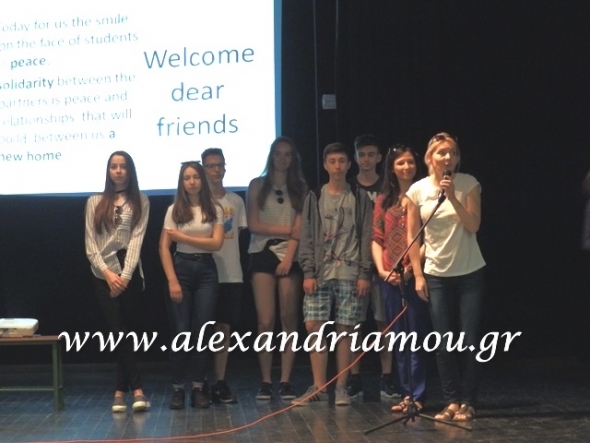 &Pi;&lambda;&alpha;&tau;ύ: &Epsilon;&kappa;&delta;ή&lambda;&omega;&sigma;&eta; &upsilon;&pi;&omicron;&delta;&omicron;&chi;ή&sigmaf; &mu;&alpha;&theta;&eta;&tau;ώ&nu; &amp; &sigma;&upsilon;&nu;&omicron;&delta;ώ&nu; &sigma;&chi;&omicron;&lambda;&epsilon;ί&omega;&nu; &tau;&omicron;&upsilon; &pi;&rho;&omicron;&gamma;&rho;ά&mu;&mu;&alpha;&tau;&omicron;&sigmaf; Erasmus Plus