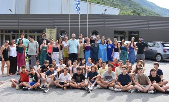 &Eta; &omicron;&mu;ά&delta;&alpha; &kappa;&omicron;&lambda;ύ&mu;&beta;&eta;&sigma;&eta;&sigmaf; &tau;&eta;&sigmaf; &Mu;&alpha;&kappa;ά&mu;&pi;&iota; &Tau;&epsilon;&lambda; &Alpha;&beta;ί&beta; &epsilon;&pi;έ&lambda;&epsilon;&xi;&epsilon; &tau;&eta; &Nu;ά&omicron;&upsilon;&sigma;&alpha; &gamma;&iota;&alpha; &tau;&eta;&nu; &pi;&rho;&omicron;&epsilon;&tau;&omicron;&iota;&mu;&alpha;&sigma;ί&alpha; &tau;&eta;&sigmaf;