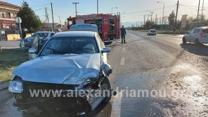 Τροχαίο ατύχημα στην Π.Ε.Ο. Αλεξάνδρειας - Βέροιας στο ύψος του S/M LIDL