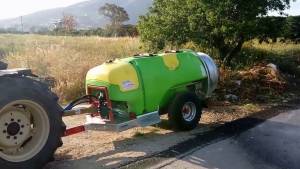 Έκλεψαν τρία ραντιστικά βυτία από αγρότες της Ημαθίας
