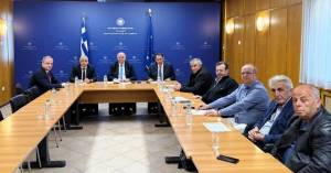 &Sigma;&upsilon;&nu;ά&nu;&tau;&eta;&sigma;&eta; &Lambda;ά&zeta;&alpha;&rho;&omicron;&upsilon; &Tau;&sigma;&alpha;&beta;&delta;&alpha;&rho;ί&delta;&eta; &mu;&epsilon; &tau;&omicron;&nu; &Upsilon;&pi;&omicron;&upsilon;&rho;&gamma;ό &Alpha;&gamma;&rho;. &Alpha;&nu;ά&pi;&tau;&upsilon;&xi;&eta;&sigmaf; &kappa;&alpha;&iota; &tau;&omicron;&nu; &Upsilon;&phi;&upsilon;&pi;&omicron;&upsilon;&rho;&gamma;ό &Omicron;&iota;&kappa;&omicron;&nu;&omicron;&mu;&iota;&kappa;ώ&nu; &gamma;&iota;&alpha; &tau;&eta; &sigma;&tau;ή&rho;&iota;&xi;&eta; &tau;&omega;&nu; &alpha;&gamma;&rho;&omicron;&tau;&iota;&kappa;ώ&nu; &sigma;&upsilon;&nu;&epsilon;&tau;&alpha;&iota;&rho;&iota;&sigma;&mu;ώ&nu; &kappa;&alpha;&iota; &tau;&omega;&nu; &pi;&lambda;&eta;&gamma;έ&nu;&tau;&omega;&nu; &pi;&alpha;&rho;&alpha;&gamma;&omega;&gamma;ώ&nu; &alpha;&pi;ό &tau;&omicron;&nu; &pi;&alpha;&gamma;&epsilon;&tau;ό &tau;&omicron;&upsilon; &Mu;&alpha;&rho;&tau;ί&omicron;&upsilon; 2025