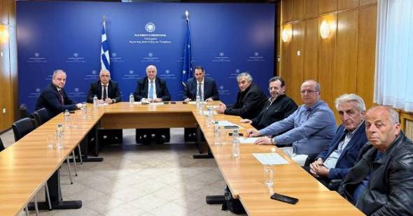 &Sigma;&upsilon;&nu;ά&nu;&tau;&eta;&sigma;&eta; &Lambda;ά&zeta;&alpha;&rho;&omicron;&upsilon; &Tau;&sigma;&alpha;&beta;&delta;&alpha;&rho;ί&delta;&eta; &mu;&epsilon; &tau;&omicron;&nu; &Upsilon;&pi;&omicron;&upsilon;&rho;&gamma;ό &Alpha;&gamma;&rho;. &Alpha;&nu;ά&pi;&tau;&upsilon;&xi;&eta;&sigmaf; &kappa;&alpha;&iota; &tau;&omicron;&nu; &Upsilon;&phi;&upsilon;&pi;&omicron;&upsilon;&rho;&gamma;ό &Omicron;&iota;&kappa;&omicron;&nu;&omicron;&mu;&iota;&kappa;ώ&nu; &gamma;&iota;&alpha; &tau;&eta; &sigma;&tau;ή&rho;&iota;&xi;&eta; &tau;&omega;&nu; &alpha;&gamma;&rho;&omicron;&tau;&iota;&kappa;ώ&nu; &sigma;&upsilon;&nu;&epsilon;&tau;&alpha;&iota;&rho;&iota;&sigma;&mu;ώ&nu; &kappa;&alpha;&iota; &tau;&omega;&nu; &pi;&lambda;&eta;&gamma;έ&nu;&tau;&omega;&nu; &pi;&alpha;&rho;&alpha;&gamma;&omega;&gamma;ώ&nu; &alpha;&pi;ό &tau;&omicron;&nu; &pi;&alpha;&gamma;&epsilon;&tau;ό &tau;&omicron;&upsilon; &Mu;&alpha;&rho;&tau;ί&omicron;&upsilon; 2025