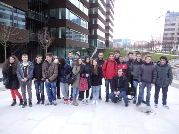 &laquo;&Tau;&omicron; &Gamma;&Epsilon;&Lambda; &Mu;&epsilon;&lambda;ί&kappa;&eta;&sigmaf; &sigma;&epsilon; &epsilon;&upsilon;&rho;&omega;&pi;&alpha;ϊ&kappa;ή &delta;&iota;ά&sigma;&tau;&alpha;&sigma;&eta;&raquo;