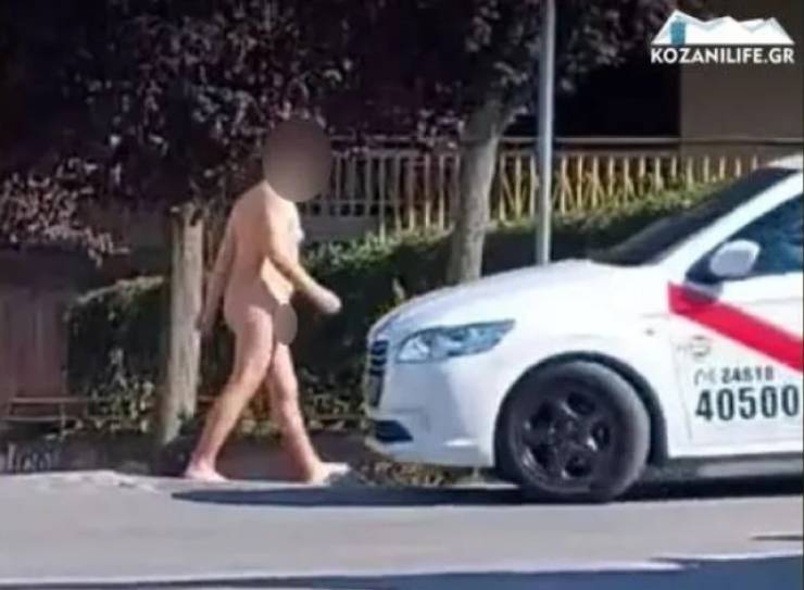 Έκοβε βόλτες...ολόγυμνος σε πάρκο στην Κοζάνη
