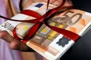 Επιταγή ακρίβειας: Ποιοι, πότε και πώς θα λάβουν το έκτακτο επίδομα των 250 ευρώ