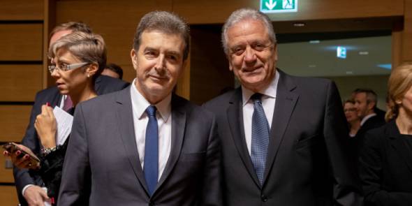 &Sigma;&tau;&iota;&sigmaf; &Beta;&rho;&upsilon;&xi;έ&lambda;&lambda;&epsilon;&sigmaf; &omicron; &Chi;&rho;&upsilon;&sigma;&omicron;&chi;&omicron;ΐ&delta;&eta;&sigmaf; &ndash; &Tau;&iota; &sigma;&upsilon;&zeta;&eta;&tau;ή&theta;&eta;&kappa;&epsilon; &sigma;&tau;&omicron; &Sigma;&upsilon;&mu;&beta;&omicron;ύ&lambda;&iota;&omicron; &Delta;&iota;&kappa;&alpha;&iota;&omicron;&sigma;ύ&nu;&eta;&sigmaf; &kappa;&alpha;&iota; &Epsilon;&sigma;&omega;&tau;&epsilon;&rho;&iota;&kappa;ώ&nu; &Upsilon;&pi;&omicron;&theta;έ&sigma;&epsilon;&omega;&nu;