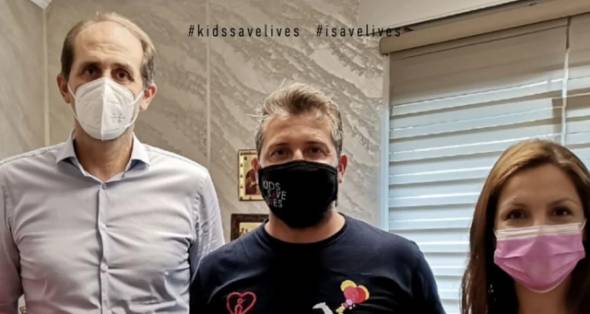 Τραγικό «παιχνίδι» της ζωής: Ο Απόστολος Βεσυρόπουλος βοήθησε να πολλαπλασιαστούν οι απινιδωτές αλλά «έσβησε» σε παραλία χωρίς τη σωτήρια συσκευή