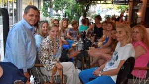 Ο Κώστας Καλαϊτζίδης συναντήθηκε με τις σχολικές καθαρίστριες του Δήμου Αλεξάνδρειας