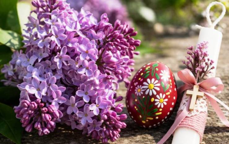 &Kappa;&alpha;&iota;&rho;ό&sigmaf;: &Pi;ά&sigma;&chi;&alpha; &mu;&epsilon;...&kappa;&alpha;&lambda;&omicron;&kappa;&alpha;&iota;&rho;ά&kappa;&iota; &kappa;&alpha;&iota; &mu;&epsilon;&tau;ά &xi;&alpha;&nu;ά &beta;&rho;&omicron;&chi;έ&sigmaf; &kappa;&alpha;&iota; &kappa;&alpha;&tau;&alpha;&iota;&gamma;ί&delta;&epsilon;&sigmaf;