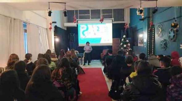 &Eta; &Kappa;&iota;&nu;&eta;&mu;&alpha;&tau;ό&delta;&rho;&alpha;&sigma;&iota;&sigmaf; &sigma;&upsilon;&mu;&mu;&epsilon;&tau;&epsilon;ί&chi;&epsilon; &sigma;&tau;&iota;&sigmaf; &Pi;&epsilon;&rho;&iota;&phi;&epsilon;&rho;&epsilon;&iota;&alpha;&kappa;έ&sigmaf; &Pi;&rho;&omicron;&beta;&omicron;&lambda;έ&sigmaf; &tau;&omicron;&upsilon; &Phi;&epsilon;&sigma;&tau;&iota;&beta;ά&lambda; &Omicron;&lambda;&upsilon;&mu;&pi;ί&alpha;&sigmaf; &gamma;&iota;&alpha; 2&eta; &sigma;&upsilon;&nu;&epsilon;&chi;ό&mu;&epsilon;&nu;&eta; &chi;&rho;&omicron;&nu;&iota;ά