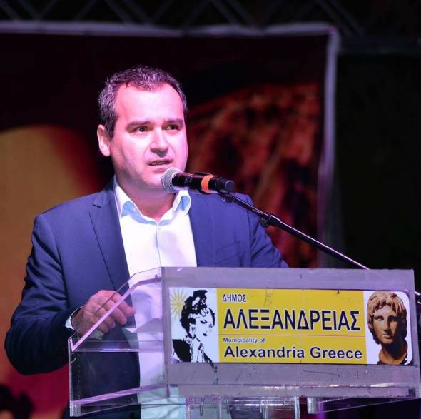 &Epsilon;&upsilon;&chi;&alpha;&rho;&iota;&sigma;&tau;ή&rho;&iota;&omicron; &tau;&omicron;&upsilon; &Pi;&rho;&omicron;έ&delta;&rho;&omicron;&upsilon; &tau;&eta;&sigmaf; &Kappa;&omicron;&iota;&nu;&omega;&phi;&epsilon;&lambda;&omicron;ύ&sigmaf; &Epsilon;&pi;&iota;&chi;&epsilon;ί&rho;&eta;&sigma;&eta;&sigmaf; &sigma;&tau;&omicron;&upsilon;&sigmaf; &Chi;&omicron;&rho;&eta;&gamma;&omicron;ύ&sigmaf; &tau;&eta;&sigmaf; &Chi;&omicron;&rho;&omega;&delta;ί&alpha;&sigmaf; &laquo;&Alpha;&lambda;&epsilon;&xi;&alpha;&nu;&delta;&rho;&iota;&nu;έ&sigmaf; &Phi;&omega;&nu;έ&sigmaf;&raquo;