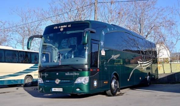 &Nu;έ&omicron; &delta;&rho;&omicron;&mu;&omicron;&lambda;ό&gamma;&iota;&omicron; &alpha;&pi;ό &Mu;&epsilon;&lambda;ί&kappa;&eta; &pi;&rho;&omicron;&sigmaf; &Theta;&epsilon;&sigma;&sigma;&alpha;&lambda;&omicron;&nu;ί&kappa;&eta;(&epsilon;&nu; &mu;έ&sigma;&omega; &chi;&omega;&rho;&iota;ώ&nu;) &kappa;&alpha;&iota; &alpha;&nu;&tau;ί&sigma;&tau;&rho;&omicron;&phi;&alpha;