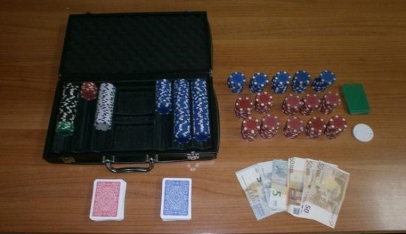 &Epsilon;&nu;&tau;&omicron;&pi;ί&sigma;&tau;&eta;&kappa;&epsilon; &kappa;&alpha;&tau;ά&sigma;&tau;&eta;&mu;&alpha; &sigma;&tau;&eta;&nu; &Pi;&iota;&epsilon;&rho;ί&alpha; &pi;&omicron;&upsilon; &delta;&iota;&epsilon;&nu;&epsilon;&rho;&gamma;&omicron;ύ&nu;&tau;&alpha;&nu; &pi;&alpha;&rho;ά&nu;&omicron;&mu;&alpha; &tau;&upsilon;&chi;&epsilon;&rho;ά &pi;&alpha;ί&gamma;&nu;&iota;&alpha;