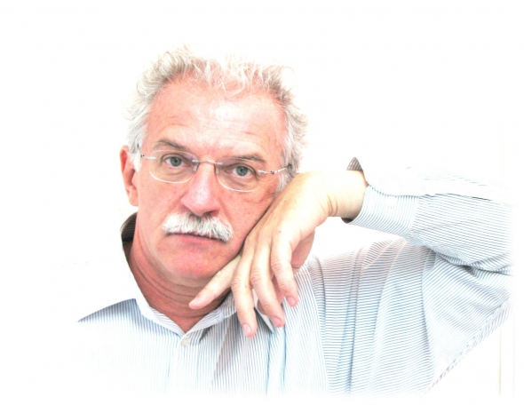 Έ&kappa;&theta;&epsilon;&sigma;&eta; &mu;&epsilon; &theta;έ&mu;&alpha; &laquo;&Tau;&omicron; &pi;&alpha;&iota;&delta;ί &sigma;&tau;&eta;&nu; &pi;&alpha;&rho;ά&delta;&omicron;&sigma;&eta;&raquo; &alpha;&pi;ό &tau;&omicron; &Epsilon;&theta;&nu;&omicron;&gamma;&rho;&alpha;&phi;&iota;&kappa;ό &Kappa;έ&nu;&tau;&rho;&omicron; &Gamma;&iota;ώ&rho;&gamma;&eta; &Mu;&epsilon;&lambda;ί&kappa;&eta; - &Kappa;έ&nu;&tau;&rho;&omicron; Έ&rho;&epsilon;&upsilon;&nu;&alpha;&sigmaf; &Mu;ά&sigma;&kappa;&alpha;&sigmaf;