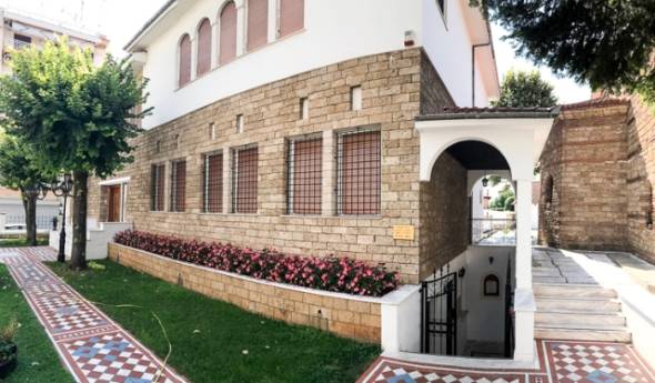 &Kappa;&lambda;&epsilon;&iota;&sigma;&tau;ά &tau;&alpha; &Gamma;&rho;&alpha;&phi;&epsilon;ί&alpha; &tau;&eta;&sigmaf; &Iota;&epsilon;&rho;ά&sigmaf; &Mu;&eta;&tau;&rho;&omicron;&pi;ό&lambda;&epsilon;&omega;&sigmaf; &alpha;&pi;ό &tau;&eta; &Mu;&epsilon;&gamma;ά&lambda;&eta; &Pi;έ&mu;&pi;&tau;&eta; έ&omega;&sigmaf; &kappa;&alpha;&iota; &tau;&eta;&nu; &Tau;&rho;ί&tau;&eta; &tau;&eta;&sigmaf; &Delta;&iota;&alpha;&kappa;&alpha;&iota;&nu;&eta;&sigma;ί&mu;&omicron;&upsilon;