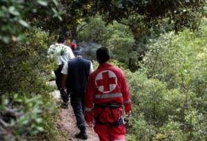 Νάουσα: Αίσιο τέλος στην περιπέτεια 19 εκδρομέων που χάθηκαν σε δασική περιοχή