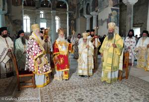 Αρχιερατικό συλλείτουργο στη Βέροια για την εορτή του Αγίου Παντελεήμονος (ΦΩΤΟ)