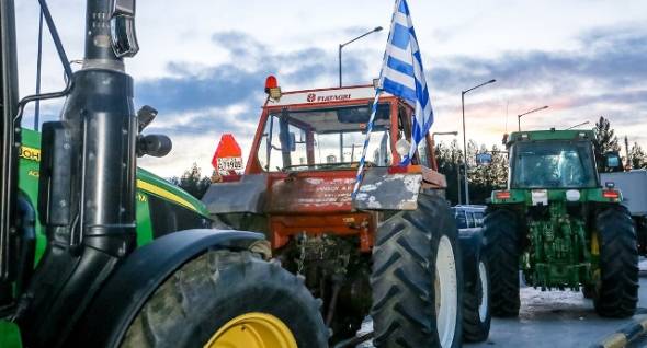 Τετράωρος αποκλεισμός στην Π.Ε.Ο. Θεσσαλονίκης-Έδεσσας, στο ύψος της Χαλκηδόνας