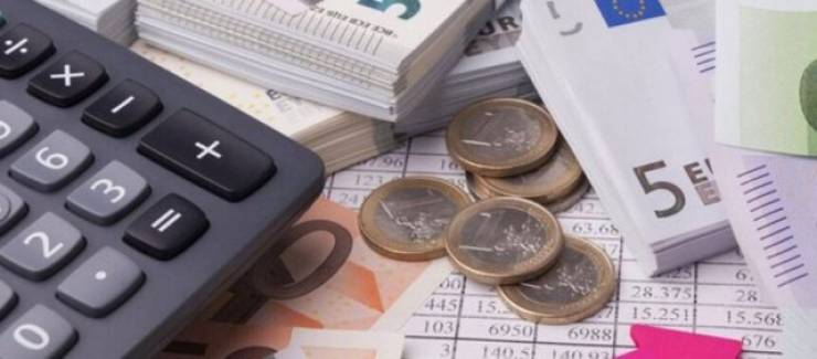 Εισφορές: Ποιες αλλαγές έρχονται για ελεύθερους επαγγελματίες και αγρότες