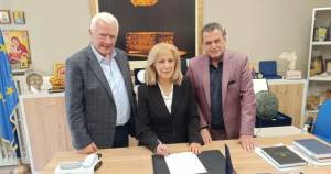 Υπογράφτηκε το πρακτικό για την κατασκευή του έργου “Ασφαλτόστρωση αγροτικής οδού μεταξύ των οικισμών Λουτρού και Επισκοπής Δήμου Αλεξάνδρειας”