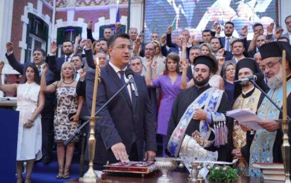 &Omicron;&rho;&kappa;ί&zeta;&epsilon;&tau;&alpha;&iota; &omicron; &Pi;&epsilon;&rho;&iota;&phi;&epsilon;&rho;&epsilon;&iota;ά&rho;&chi;&eta;&sigmaf; &Alpha;&pi;ό&sigma;&tau;&omicron;&lambda;&omicron;&sigmaf; &Tau;&zeta;&iota;&tau;&zeta;&iota;&kappa;ώ&sigma;&tau;&alpha;&sigmaf; &kappa;&alpha;&iota; &tau;&omicron; &nu;έ&omicron; &Pi;&epsilon;&rho;&iota;&phi;&epsilon;&rho;&epsilon;&iota;&alpha;&kappa;ό &Sigma;&upsilon;&mu;&beta;&omicron;ύ&lambda;&iota;&omicron; &tau;&eta;&nu; &Pi;έ&mu;&pi;&tau;&eta; 14 &Delta;&epsilon;&kappa;&epsilon;&mu;&beta;&rho;ί&omicron;&upsilon;