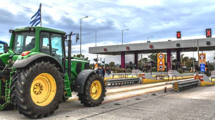 &Alpha;&gamma;&rho;ό&tau;&epsilon;&sigmaf;: &Alpha;&mu;&epsilon;&tau;&alpha;&kappa;ί&nu;&eta;&tau;&omicron;&iota; &sigma;&tau;&alpha; &mu;&pi;&lambda;ό&kappa;&alpha; - &Kappa;&lambda;&epsilon;ί&nu;&omicron;&upsilon;&nu; &sigma;ή&mu;&epsilon;&rho;&alpha; &tau;&alpha; &Tau;έ&mu;&pi;&eta; - &Tau;&iota; &theta;&alpha; &gamma;ί&nu;&epsilon;&iota; &tau;&iota;&sigmaf; &gamma;&iota;&omicron;&rho;&tau;έ&sigmaf;