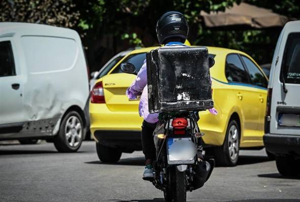 &Kappa;&alpha;ύ&sigma;&omega;&nu;&alpha;&sigmaf;: &Alpha;&pi;&alpha;&gamma;&omicron;&rho;&epsilon;ύ&epsilon;&tau;&alpha;&iota; &kappa;ά&theta;&epsilon; &epsilon;&xi;&omega;&tau;&epsilon;&rho;&iota;&kappa;ή &epsilon;&rho;&gamma;&alpha;&sigma;ί&alpha; &kappa;&alpha;&iota; delivery &alpha;&pi;ό 12:00 έ&omega;&sigmaf; 17:00 - &laquo;&Tau;&alpha; &pi;&rho;ό&sigma;&tau;&iota;&mu;&alpha; &theta;&alpha; &epsilon;ί&nu;&alpha;&iota; &upsilon;&psi;&eta;&lambda;ά&raquo; &epsilon;ί&pi;&epsilon; &omicron; &Gamma;&epsilon;&omega;&rho;&gamma;&iota;ά&delta;&eta;&sigmaf;