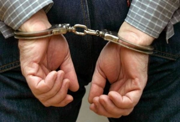 Συνελήφθη χθες (05-07-2016) το μεσημέρι σε περιοχή της Ημαθίας  μία 21χρονη ημεδαπή διότι αφαίρεσε το χρηματικό ποσό των 110 ευρώ.