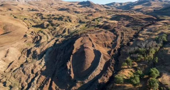 &Beta;&rho;έ&theta;&eta;&kappa;&epsilon; &eta; &Kappa;&iota;&beta;&omega;&tau;ό&sigmaf; &tau;&omicron;&upsilon; &Nu;ώ&epsilon;; &Eta; &alpha;&lambda;ή&theta;&epsilon;&iota;&alpha; &gamma;&iota;&alpha; &tau;&eta;&nu; &alpha;&nu;&alpha;&kappa;ά&lambda;&upsilon;&psi;&eta; &sigma;&tau;&eta;&nu; &Tau;&omicron;&upsilon;&rho;&kappa;ί&alpha; &pi;&omicron;&upsilon; &sigma;ό&kappa;&alpha;&rho;&epsilon; &tau;&omicron;&nu; &pi;&lambda;&alpha;&nu;ή&tau;&eta;