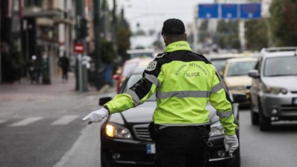 Νέος ΚΟΚ: Όλες οι αλλαγές - Τι ισχύει για κινητά, αλκοόλ και υπέρβαση ταχύτητας - Τα πρόστιμα