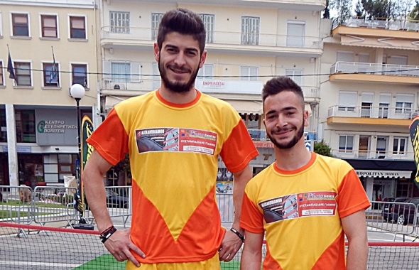 &laquo;&Omicron;&iota; A&pi;&epsilon;ί&theta;&alpha;&rho;&chi;&omicron;&iota;&raquo; &eta; 10&eta; &sigma;&upsilon;&mu;&mu;&epsilon;&tau;&omicron;&chi;ή &sigma;&tau;&omicron; &Tau;&omicron;&upsilon;&rho;&nu;&omicron;&upsilon;ά Foot Tennis &tau;&eta;&sigmaf; &Nu;ά&omicron;&upsilon;&sigma;&alpha;&sigmaf;!