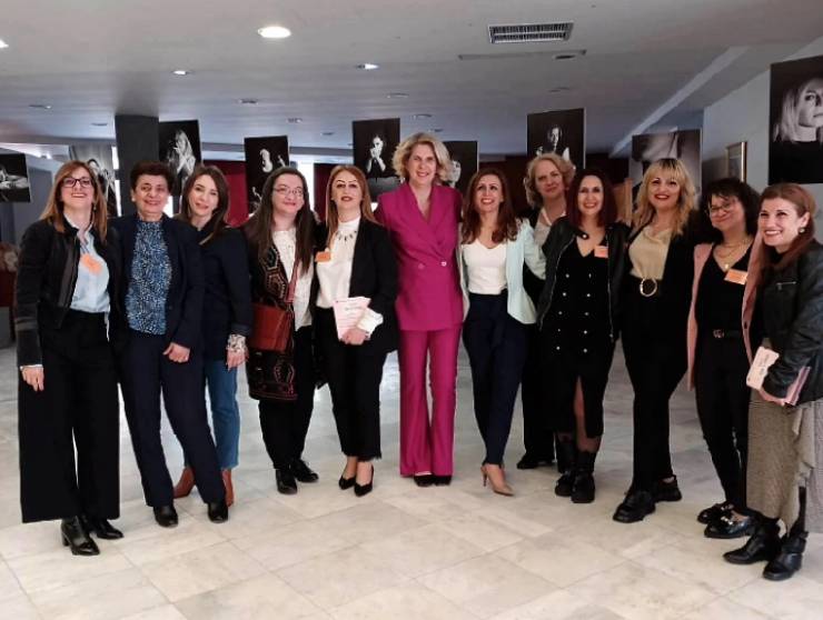 Ευχαριστήριο της Προέδρου της Επιτροπής Ισότητας του Δήμου Αλεξάνδρειας, Όλγας Μοσχοπούλου για την επιτυχία της διοργάνωσης της εκδήλωσης για την υπογραφή της Ευρωπαϊκής Χάρτας για την Ισότητα των Φύλων