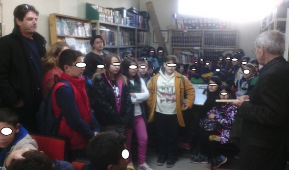 Γνώρισαν ξεχασμένα επαγγέλματα οι μαθητές της Ε&#039; του 1ου &amp; 5ου Δημ Σχ. στη Δημοτική Βιβλιοθήκη Αλεξάνδρειας