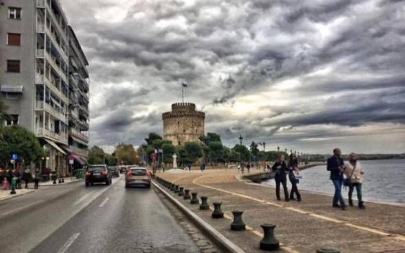 &Kappa;&alpha;&iota;&rho;ό&sigmaf;: &Alpha;&rho;&alpha;&iota;έ&sigmaf; &nu;&epsilon;&phi;ώ&sigma;&epsilon;&iota;&sigmaf; &sigma;&tau;&eta; &Mu;&alpha;&kappa;&epsilon;&delta;&omicron;&nu;ί&alpha;, &laquo;&Kappa;&alpha;&mu;ί&nu;&iota;&raquo; &eta; &chi;ώ&rho;&alpha; &mu;&epsilon; 40 &beta;&alpha;&theta;&mu;&omicron;ύ&sigmaf; - &Omicron;&iota; &pi;&epsilon;&rho;&iota;&omicron;&chi;έ&sigmaf; &pi;&omicron;&upsilon; &theta;&alpha;... &lambda;&iota;ώ&sigma;&omicron;&upsilon;&nu;