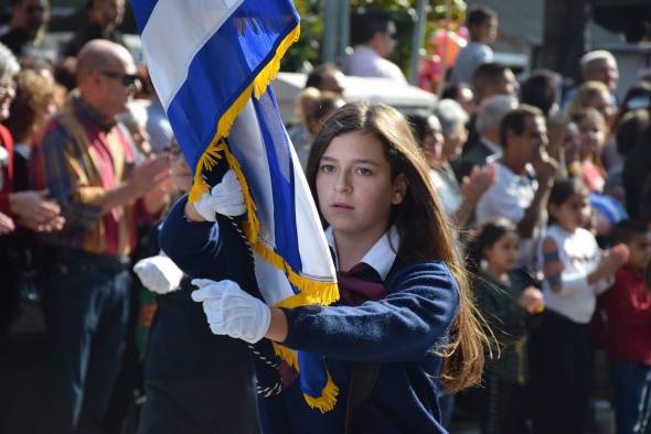 &Delta;&epsilon;ί&tau;&epsilon; &sigma;&epsilon; &beta;ί&nu;&tau;&epsilon;&omicron; ό&lambda;&eta; &tau;&eta; &pi;&alpha;&rho;έ&lambda;&alpha;&sigma;&eta; &gamma;&iota;&alpha; &tau;&eta;&nu; 28&eta; &Omicron;&kappa;&tau;&omega;&beta;&rho;ί&omicron;&upsilon; &sigma;&tau;&eta;&nu; &Alpha;&lambda;&epsilon;&xi;ά&nu;&delta;&rho;&epsilon;&iota;&alpha;
