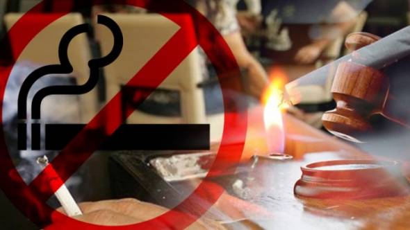 Ποινές για όσους καπνίζουν με παιδιά στο ΙΧ -Πρόστιμο 1.500 ευρώ, αφαίρεση διπλώματος για έναν μήνα