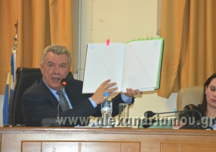 Δήμαρχος Αλεξάνδρειας: Aρχιμάγειρας ο Δημητριάδης...παρασύρθηκαν Σπυρίδης, Αλευράς(βίντεο)