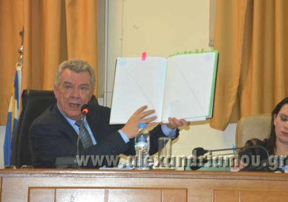 Δήμαρχος Αλεξάνδρειας: Aρχιμάγειρας ο Δημητριάδης...παρασύρθηκαν Σπυρίδης, Αλευράς(βίντεο)